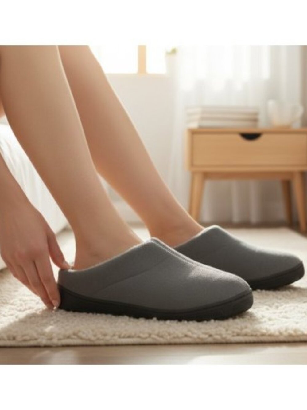 Gray Faux Fur Lined Slip On Slippers Ladies Medium 7 8